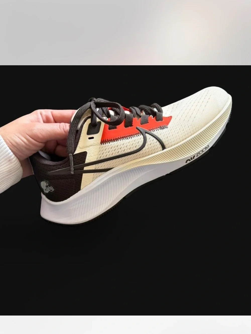 Brand New Cleveland Browns Nike Air Zoom Pegasus 38 size 5